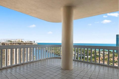 Copropriété à louer à Aventura, Floride: 2 chambres № 1839454 - photo 3