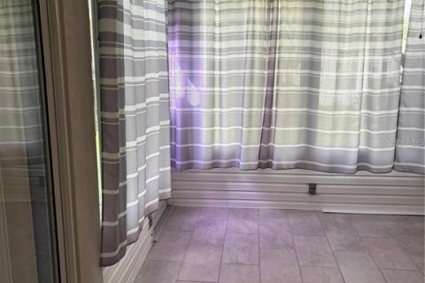 Villa ou maison à louer à Poinciana, Floride: 2 chambres, 136.94 m2 № 2196199 - photo 14