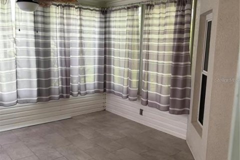 Villa ou maison à louer à Poinciana, Floride: 2 chambres, 136.94 m2 № 2196199 - photo 15