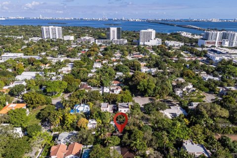 Купить виллу или дом в Майами, Флорида 3 спальни, 132.11м2, № 1999356 - фото 8