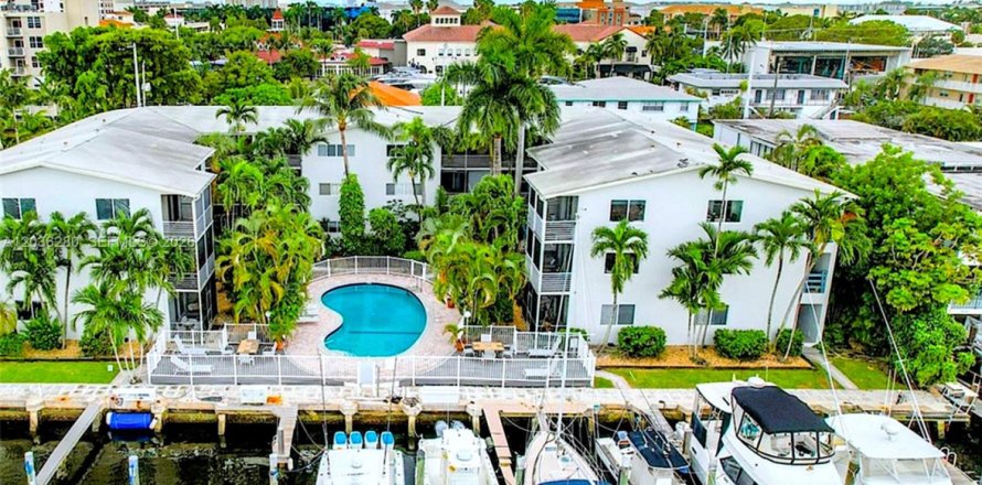 Condominio en Fort Lauderdale, Florida, 1 dormitorio  № 2183590