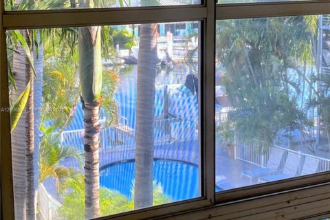 Condominio en venta en Fort Lauderdale, Florida, 1 dormitorio, 63.92 m2 № 2183590 - foto 10