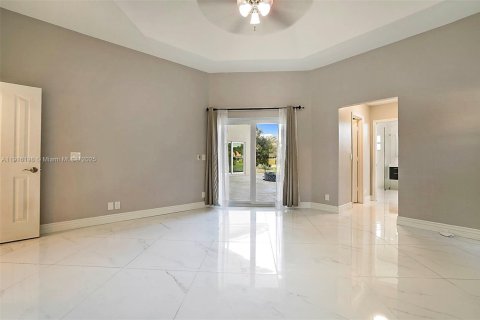 Villa ou maison à louer à Coral Springs, Floride: 5 chambres, 249.91 m2 № 1972144 - photo 24