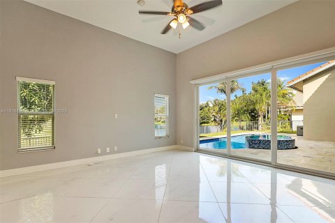 Villa ou maison à louer à Coral Springs, Floride: 5 chambres, 249.91 m2 № 1972144 - photo 21
