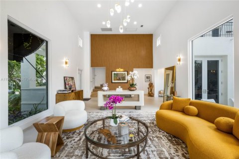 Villa ou maison à vendre à Coral Gables, Floride: 4 chambres, 332.87 m2 № 2024788 - photo 20