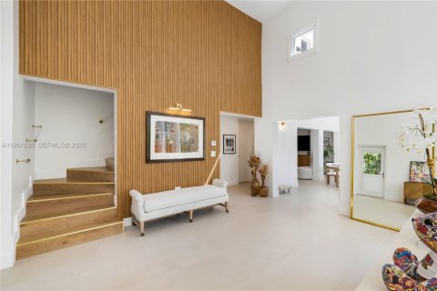 Villa ou maison à vendre à Coral Gables, Floride: 4 chambres, 332.87 m2 № 2024788 - photo 3