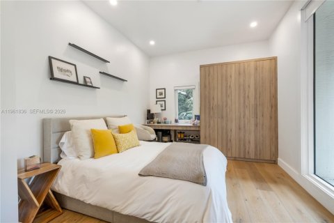 Villa ou maison à vendre à Coral Gables, Floride: 4 chambres, 332.87 m2 № 2024788 - photo 19