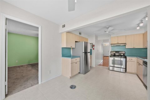 Купить кондоминиум в Сент-Питерсберг, Флорида 3 комнаты, 96.15м2, № 1527333 - фото 16