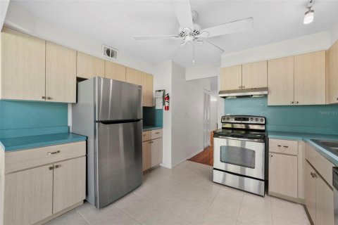 Купить кондоминиум в Сент-Питерсберг, Флорида 3 комнаты, 96.15м2, № 1527333 - фото 14