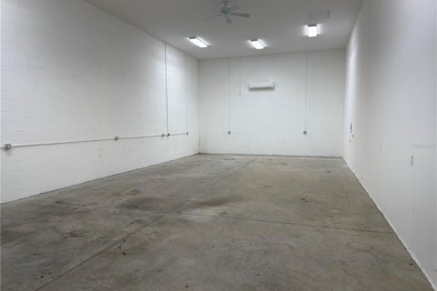 Propiedad comercial en venta en Punta Gorda, Florida, 115.94 m2 № 2196000 - foto 9