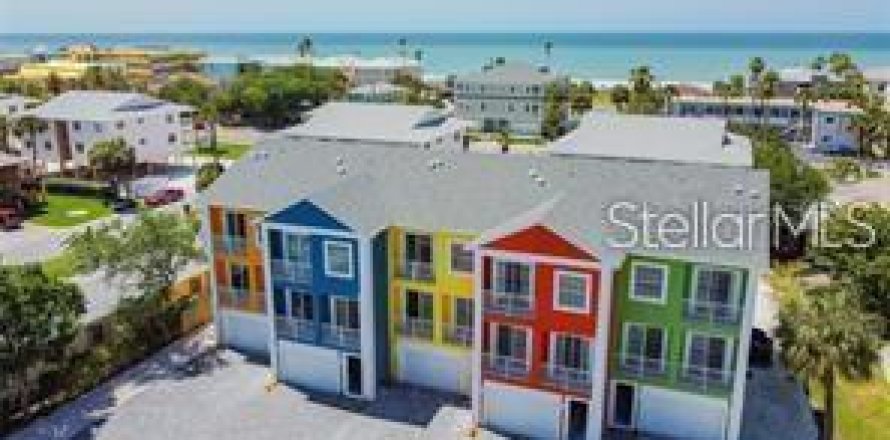 Touwnhouse à Indian Rocks Beach, Floride 3 chambres, 155.33 m2 № 2123486