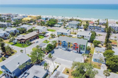 Touwnhouse à louer à Indian Rocks Beach, Floride: 3 chambres, 155.33 m2 № 2123486 - photo 2