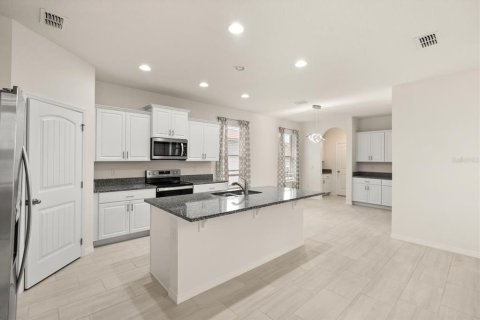 Casa en alquiler en Winter Garden, Florida, 4 dormitorios, 229.84 m2 № 1848721 - foto 4