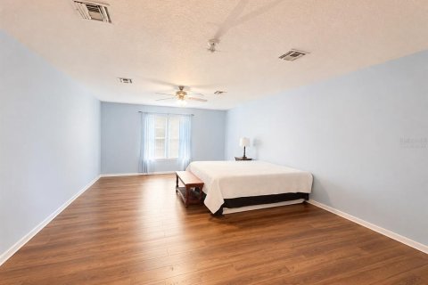 Villa ou maison à vendre à Clermont, Floride: 5 chambres, 320.98 m2 № 2203903 - photo 10