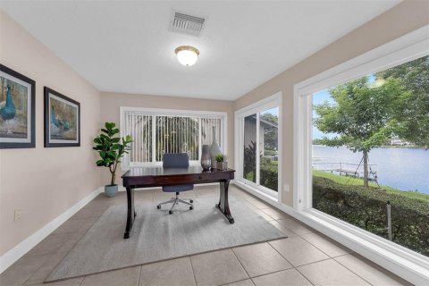Casa en venta en Winter Park, Florida, 5 dormitorios, 358.42 m2 № 1900058 - foto 22