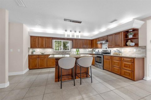 Casa en venta en Winter Park, Florida, 5 dormitorios, 358.42 m2 № 1900058 - foto 26