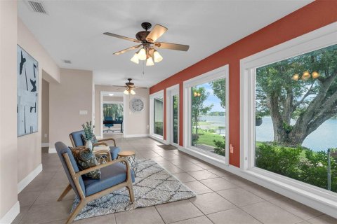Casa en venta en Winter Park, Florida, 5 dormitorios, 358.42 m2 № 1900058 - foto 21