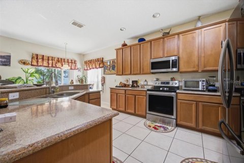 Casa en venta en Orlando, Florida, 5 dormitorios, 227.7 m2 № 2434858 - foto 27