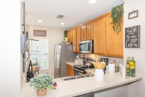 Touwnhouse à vendre à Orlando, Floride: 2 chambres, 91.69 m2 № 2098165 - photo 11