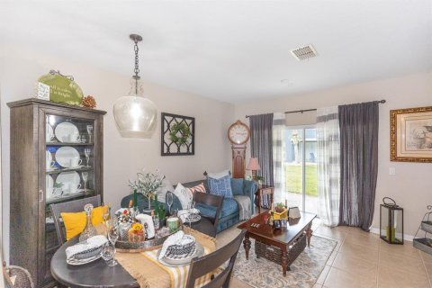 Touwnhouse à vendre à Orlando, Floride: 2 chambres, 91.69 m2 № 2098165 - photo 14