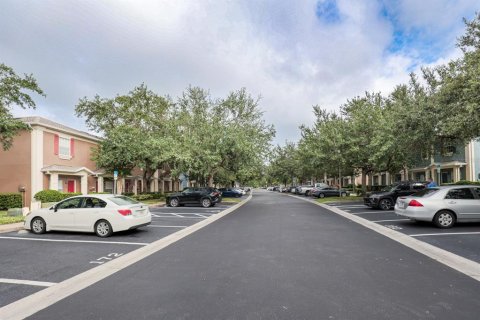 Touwnhouse à vendre à Orlando, Floride: 2 chambres, 91.69 m2 № 2098165 - photo 5