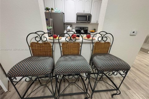 Condominio en venta en Orlando, Florida, 3 dormitorios № 2007369 - foto 8