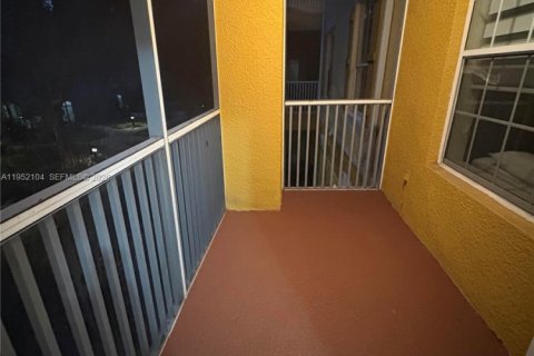 Condominio en venta en Orlando, Florida, 3 dormitorios № 2007369 - foto 21