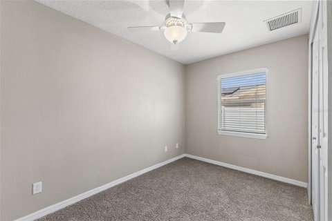 House in Brandon, Florida 3 bedrooms, 115.2 sq.m. № 2287048 - photo 16