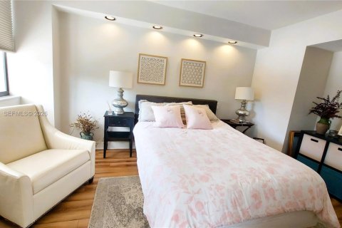 Copropriété à louer à Aventura, Floride: 2 chambres, 101.82 m2 № 2050082 - photo 18