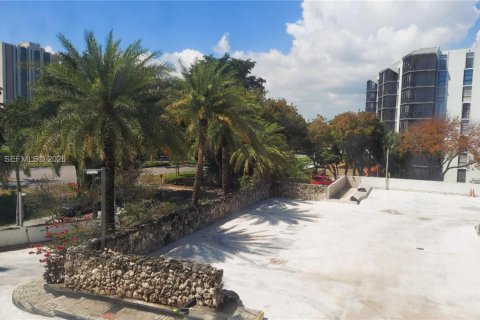 Copropriété à louer à Aventura, Floride: 2 chambres, 101.82 m2 № 2050082 - photo 6