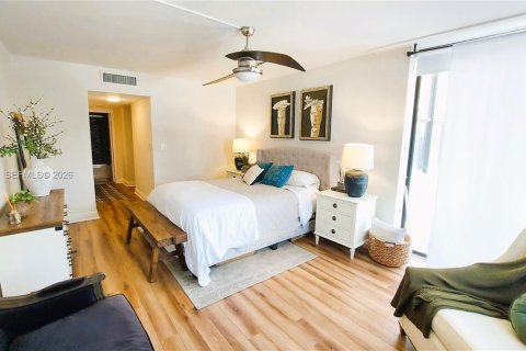 Copropriété à louer à Aventura, Floride: 2 chambres, 101.82 m2 № 2050082 - photo 12