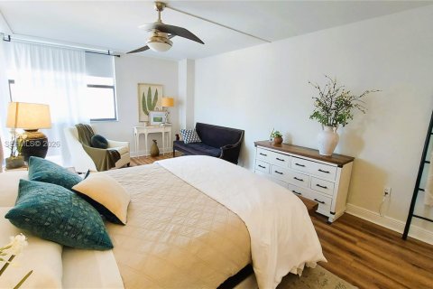 Copropriété à louer à Aventura, Floride: 2 chambres, 101.82 m2 № 2050082 - photo 10