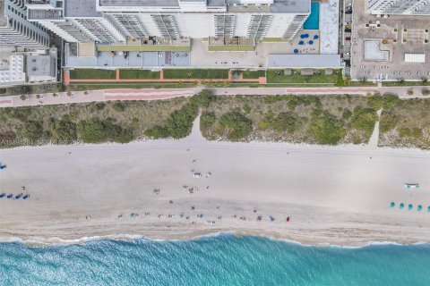 Condominio en venta en Miami Beach, Florida, 1 dormitorio, 86.4 m2 № 2090883 - foto 7