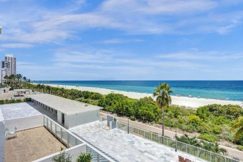 Condominio en venta en Miami Beach, Florida, 1 dormitorio, 86.4 m2 № 2090883 - foto 4