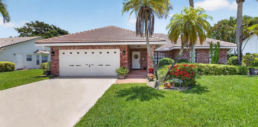 Villa ou maison à Boca Raton, Floride 3 chambres, 166.67 m2 № 2181903