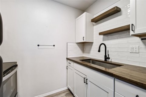 Condo in Clearwater, Florida, 1 bedroom  № 1914219 - photo 10