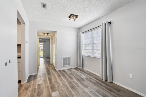 Condo in Clearwater, Florida, 1 bedroom  № 1914219 - photo 6
