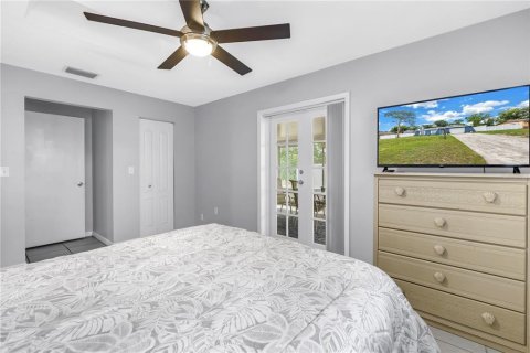 House in Spring Hill, Florida 3 bedrooms, 112.97 sq.m. № 1690169 - photo 18