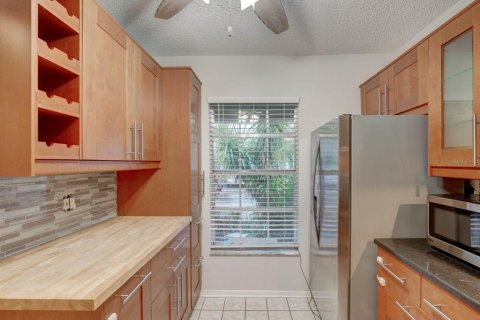 Casa en alquiler en Safety Harbor, Florida, 2 dormitorios, 94.11 m2 № 1915734 - foto 7