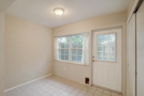 Casa en alquiler en Safety Harbor, Florida, 2 dormitorios, 94.11 m2 № 1915734 - foto 9