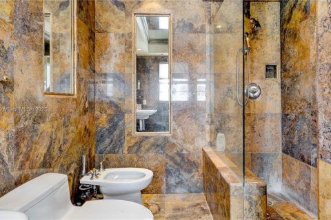 Купить кондоминиум в Майами-Бич, Флорида 2 спальни, 179.77м2, № 2061880 - фото 27