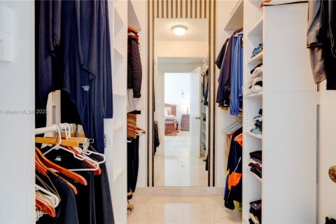 Купить кондоминиум в Майами-Бич, Флорида 2 спальни, 179.77м2, № 2061880 - фото 23