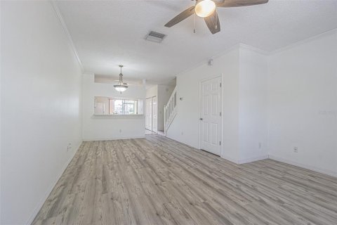 Adosado en venta en Tampa, Florida, 2 dormitorios, 110 m2 № 1757987 - foto 9