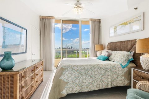 Condo in Longboat Key, Florida, 2 bedrooms  № 1428900 - photo 19