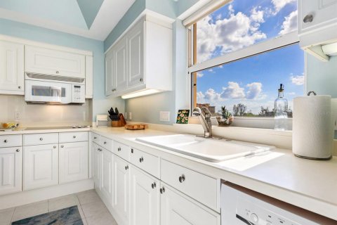 Condo in Longboat Key, Florida, 2 bedrooms  № 1428900 - photo 14