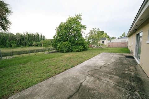 House in Kissimmee, Florida 3 bedrooms, 101.26 sq.m. № 1795659 - photo 12