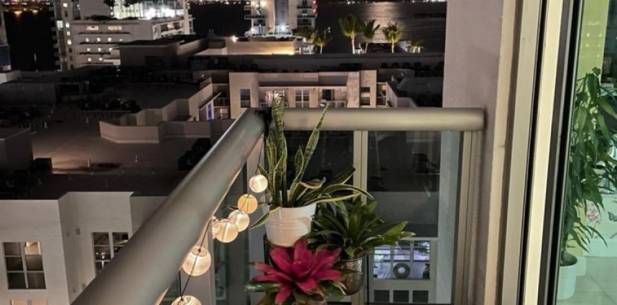 Condominio en Miami, Florida, 1 dormitorio № 1142571