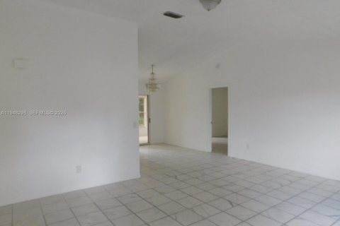 Купить виллу или дом в Порт-Сент-Луси, Флорида 4 спальни, 150.59м2, № 2008519 - фото 4