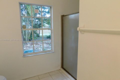 Купить виллу или дом в Порт-Сент-Луси, Флорида 4 спальни, 150.59м2, № 2008519 - фото 12