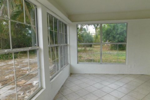 Купить виллу или дом в Порт-Сент-Луси, Флорида 4 спальни, 150.59м2, № 2008519 - фото 19